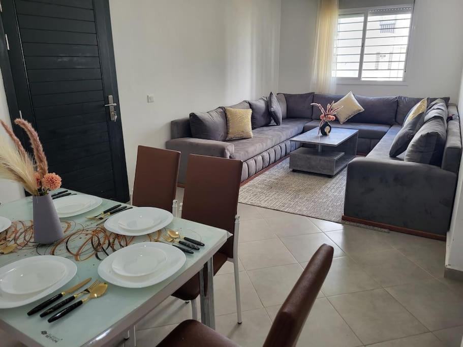 Cozy Apartment Sea And Airport Tanger Eksteriør bilde
